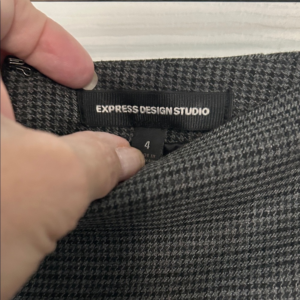 Express Design Studio Houndstooth Skirt